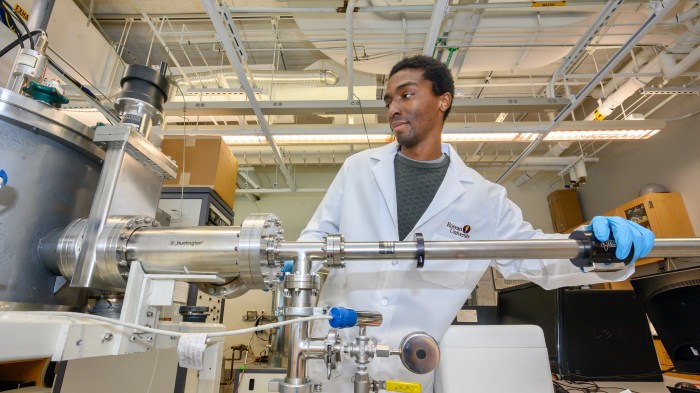 Online reference materials for research